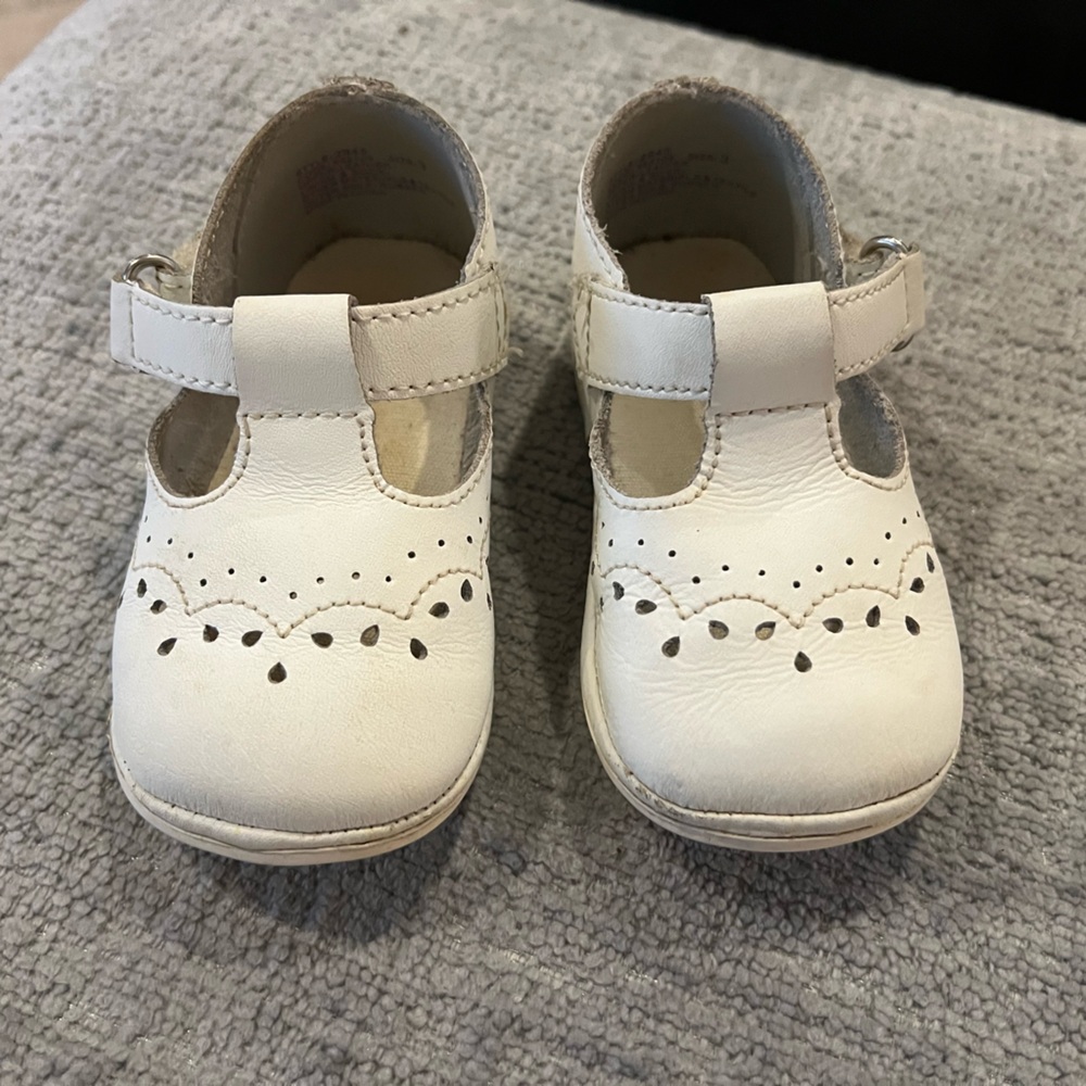 Birdie t-strap leather from Angel Shoes 3T, white (very good condition!)